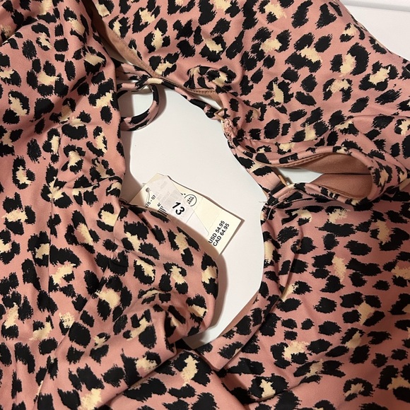 Aerie One Piece Swimsuit Size XXL Leopard Print Viral On TiK Tok cut out NWT - Picture 4 of 7